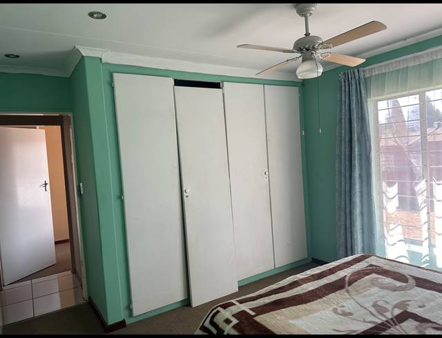 3 BEDROOM GATED ESTATE FOR SALE IN THE ORCHARDS